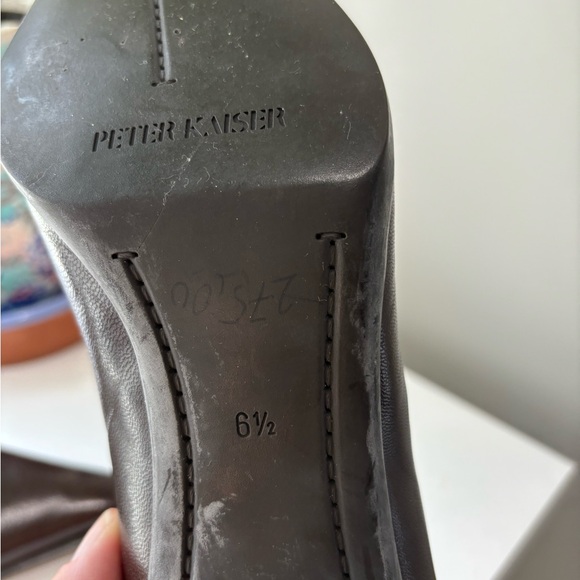 Black cropped cardigan - Picture 3 of 6